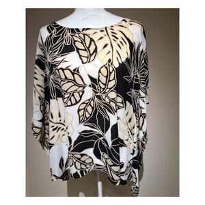 White House Black Market Tan and‎ Black Leaf Size M Short Sleeved Shirt